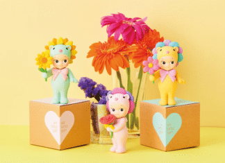 Sonny Angels with Clothes On flower gift sonny angel clothes on